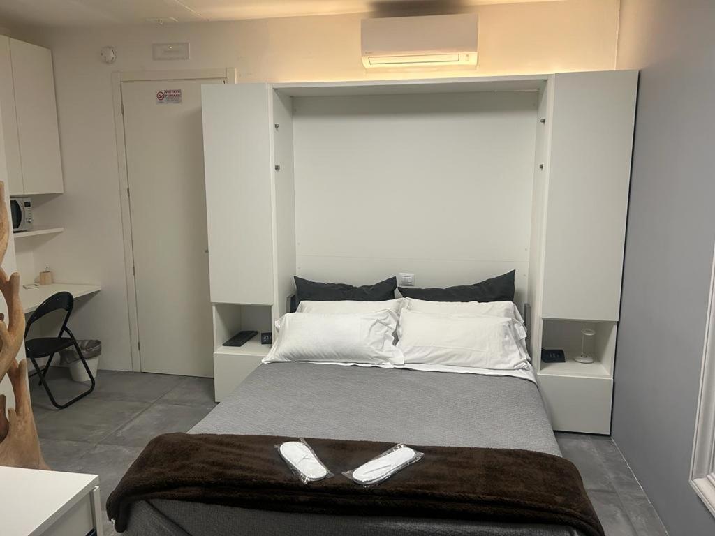 B&B Relax Rooms - Villa Murari Bra Верона Экстерьер фото